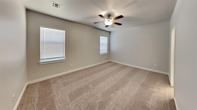 Building Photo - 17980 Lantana Loop
