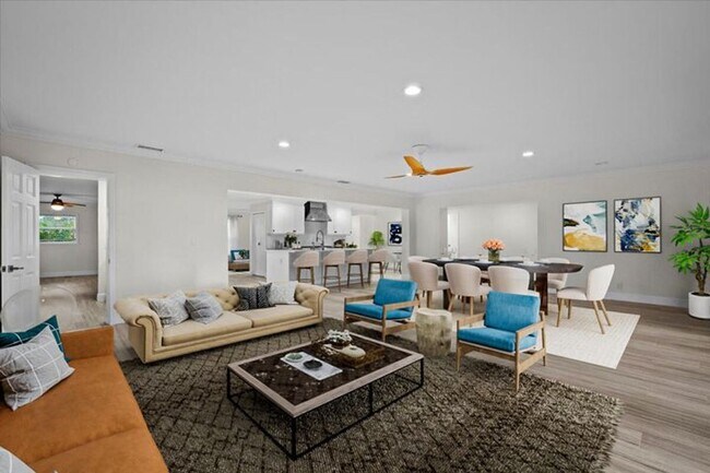 Building Photo - 12831 Shore Dr