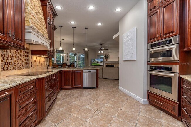 Building Photo - 3829 Spruce Pine Dr