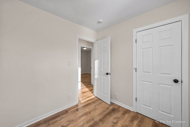 Building Photo - 1019 Maple St