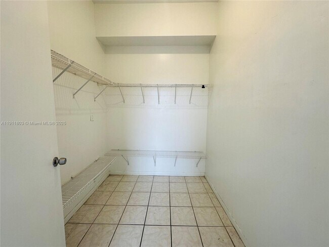 Building Photo - 7420 W 20th Ave