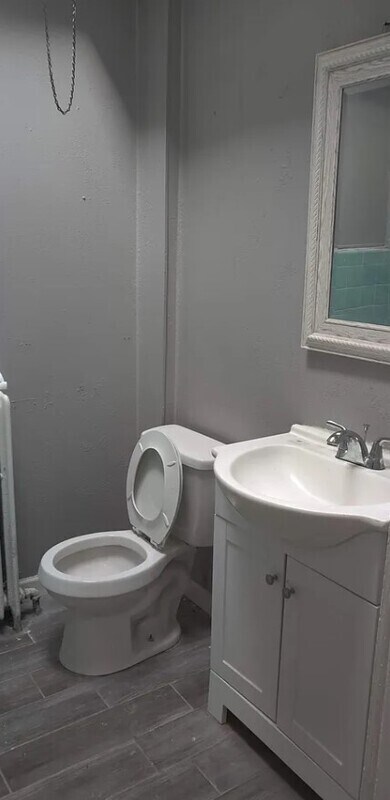 Building Photo - 1016 S 56th St