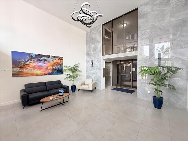 Building Photo - 4000 NE 170th St