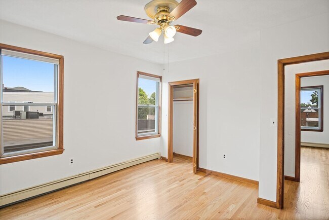 Building Photo - 111 Albion St