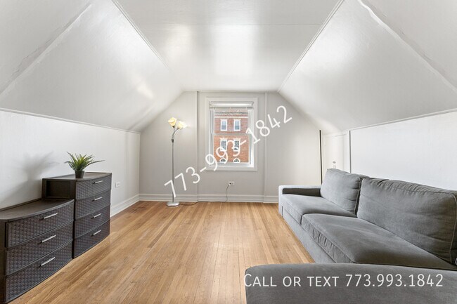 Building Photo - 3658 W George St