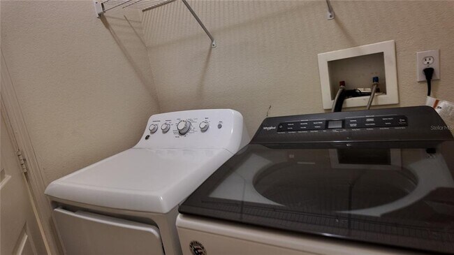 Building Photo - 3051 Greystone Loop