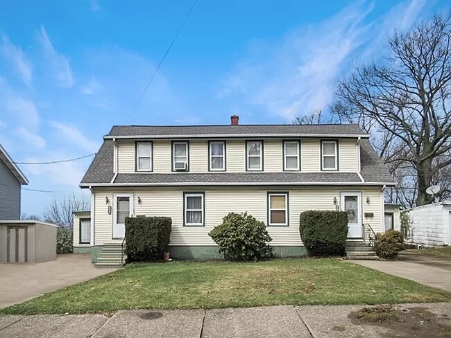 Primary Photo - 1536 W 45th St