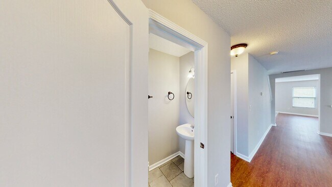 Building Photo - 8139 Deodora Cedar Ln