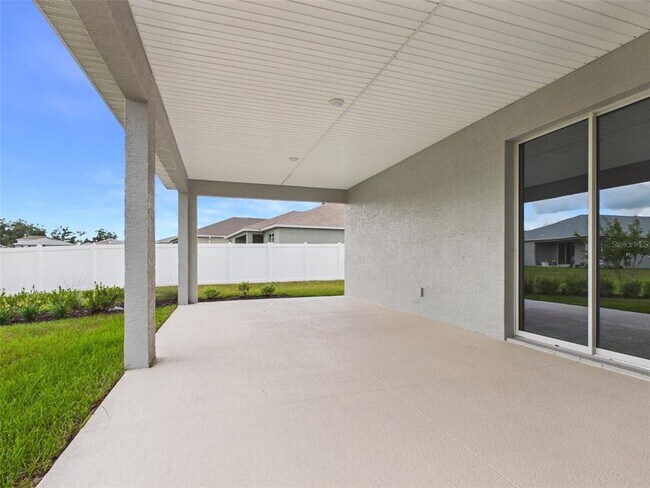 Building Photo - 5717 SW 71st Ct
