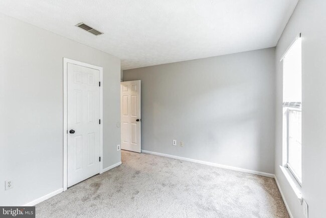 Building Photo - 1650 Wickham Way