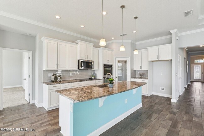 Building Photo - 443 Sweet Mango Trl