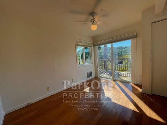 Building Photo - Spacious Home In Lafayette Hills