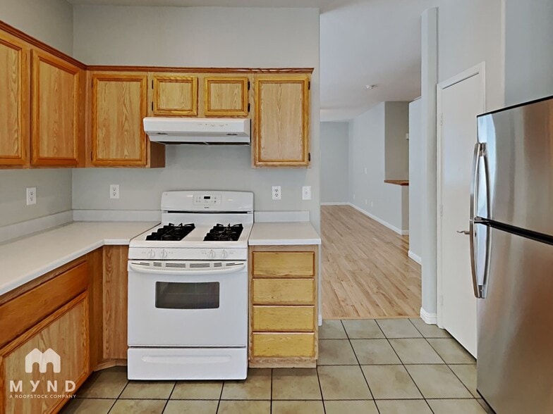 Building Photo - 5970 Autumn Harvest Ave