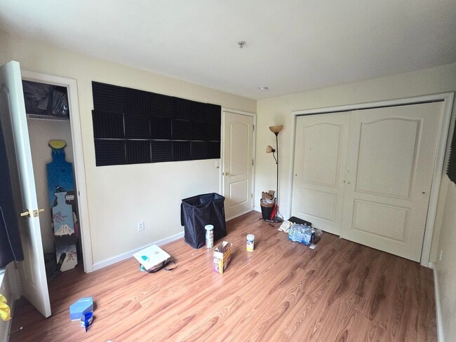 Building Photo - Gated community, 2nd fl condominium with 3...