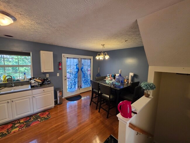 Building Photo - 1702 Barnwood Ct