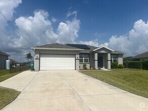 Building Photo - Stunning furnished Pool Home for Rent in N...