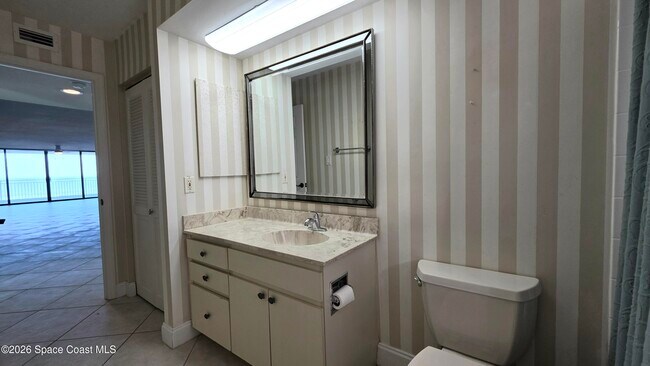 Building Photo - 3223 S Atlantic Ave