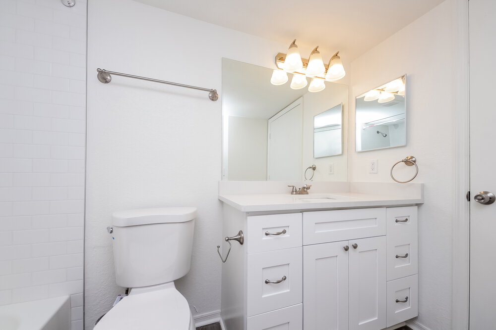 Building Photo - 2217 Grand Cayman Ct