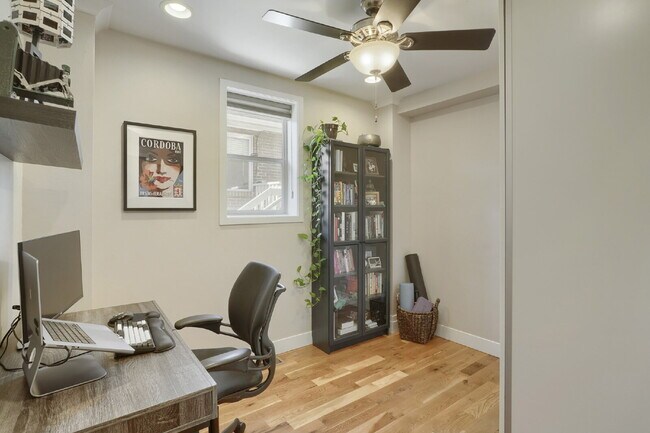 Building Photo - Charming Home in the Baker Neighborhood!