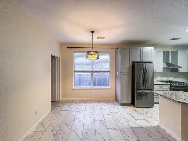 Building Photo - 6002 Salcon Cliff Dr