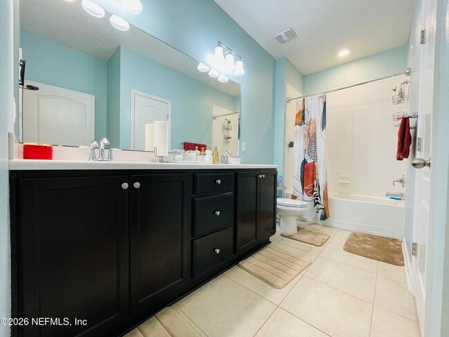 Building Photo - 15792 Bainebridge Dr