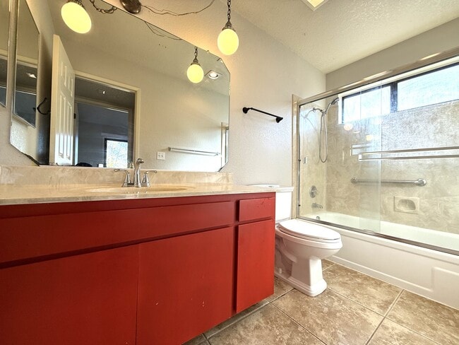 Building Photo - 21 Alameda Park Cir