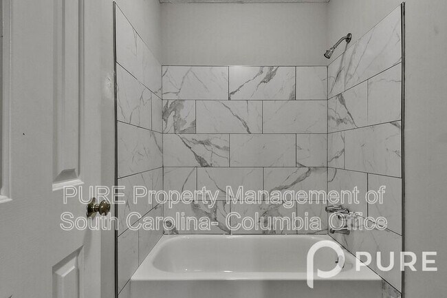 Building Photo - 340 Rutledge Pl