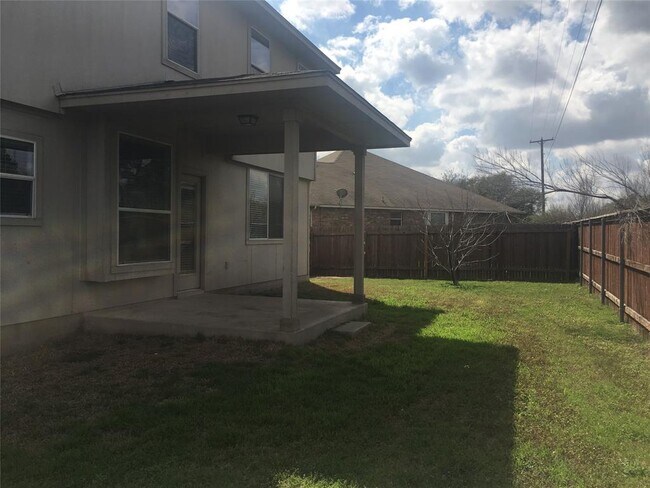 Building Photo - 4125 Pebble Ridge Cove