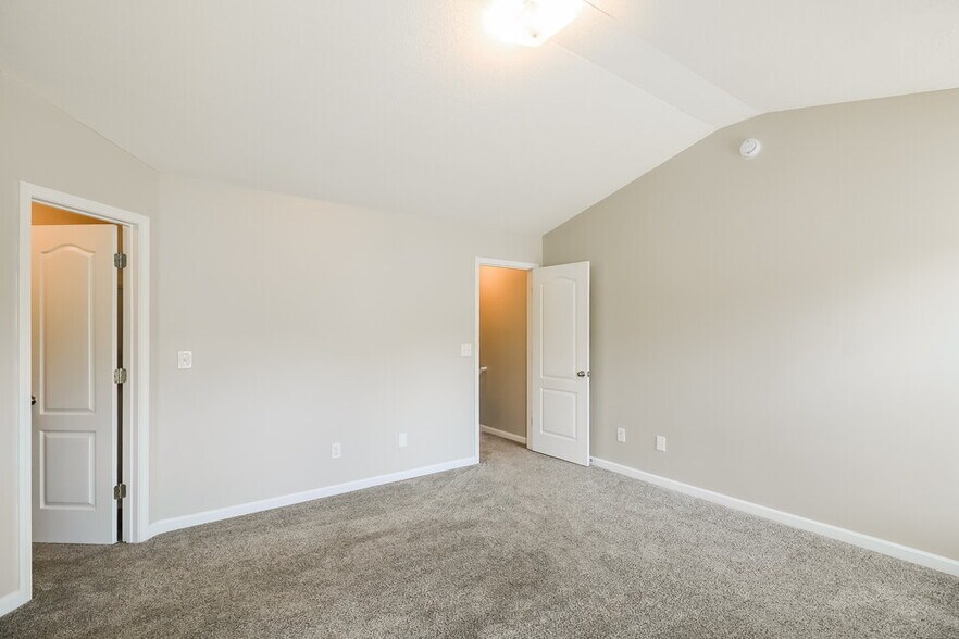Building Photo - 2285 Bigwood Trl