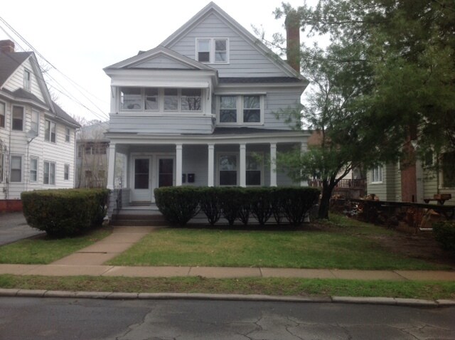 Building Photo - 108 Lancaster Rd