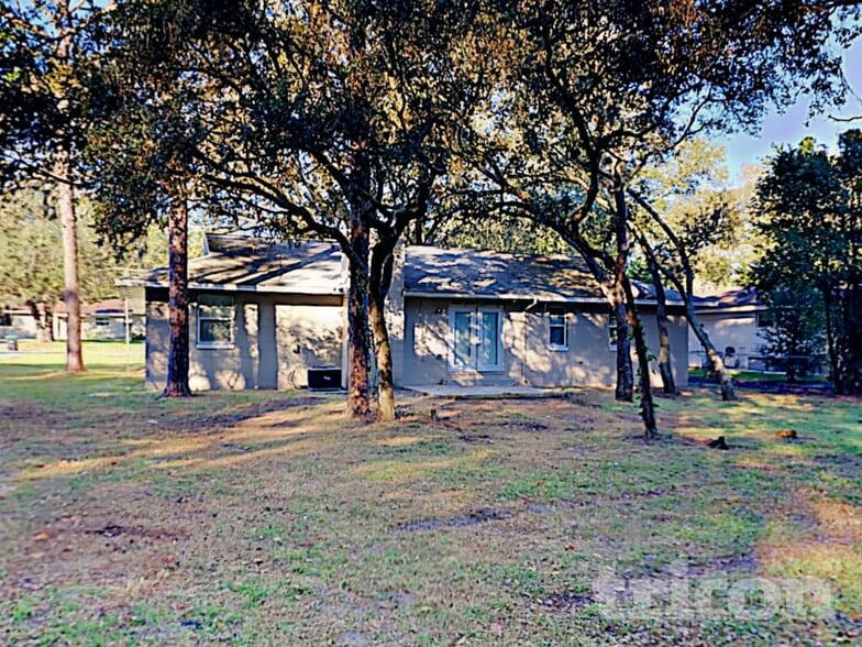 Building Photo - 725 Cheetah Trail