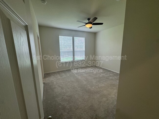 Building Photo - 8132 Cedar Lake Ln