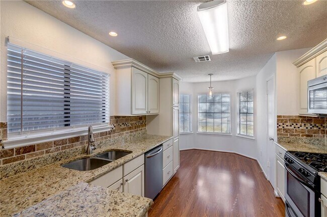 Building Photo - 11502 Ruffed Grouse Dr