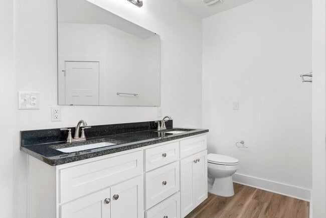 Building Photo - 3278 Bernath Dr