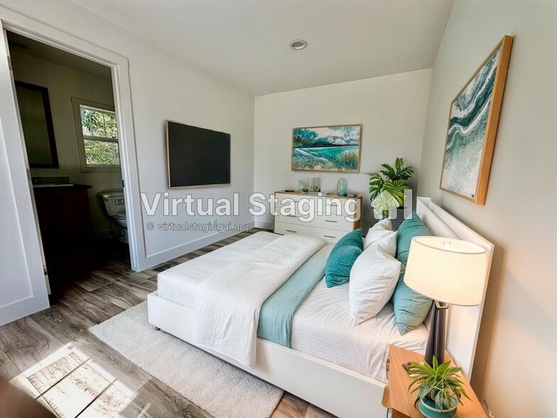 Building Photo - 16 Rainier St N