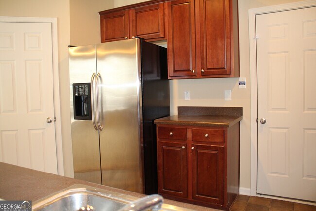 Building Photo - 3328 Castleberry Village Cir