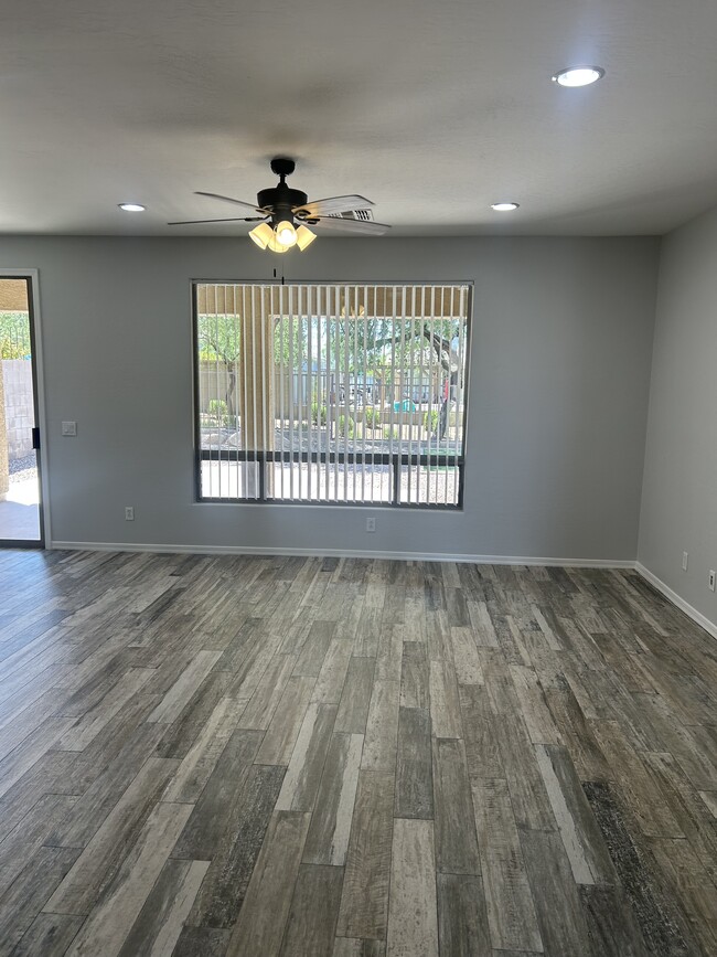 Building Photo - 4775 E Cloudburst Ct