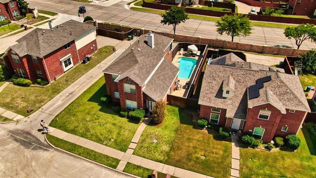 Building Photo - 1402 Stone Canyon Way