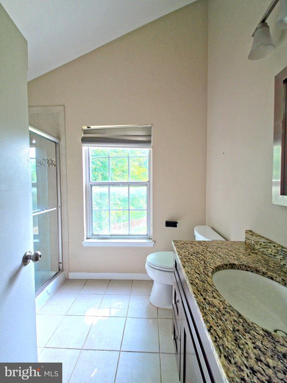 Building Photo - 13709 Southernwood Ct