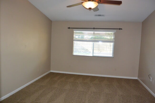 Building Photo - WONDERFUL SOUTHEAST LOCATION