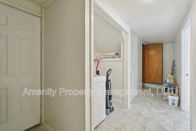 Building Photo - 59 Garrow Rd