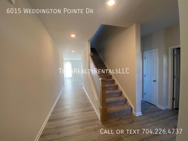 Building Photo - 6015 Weddington Pointe Dr