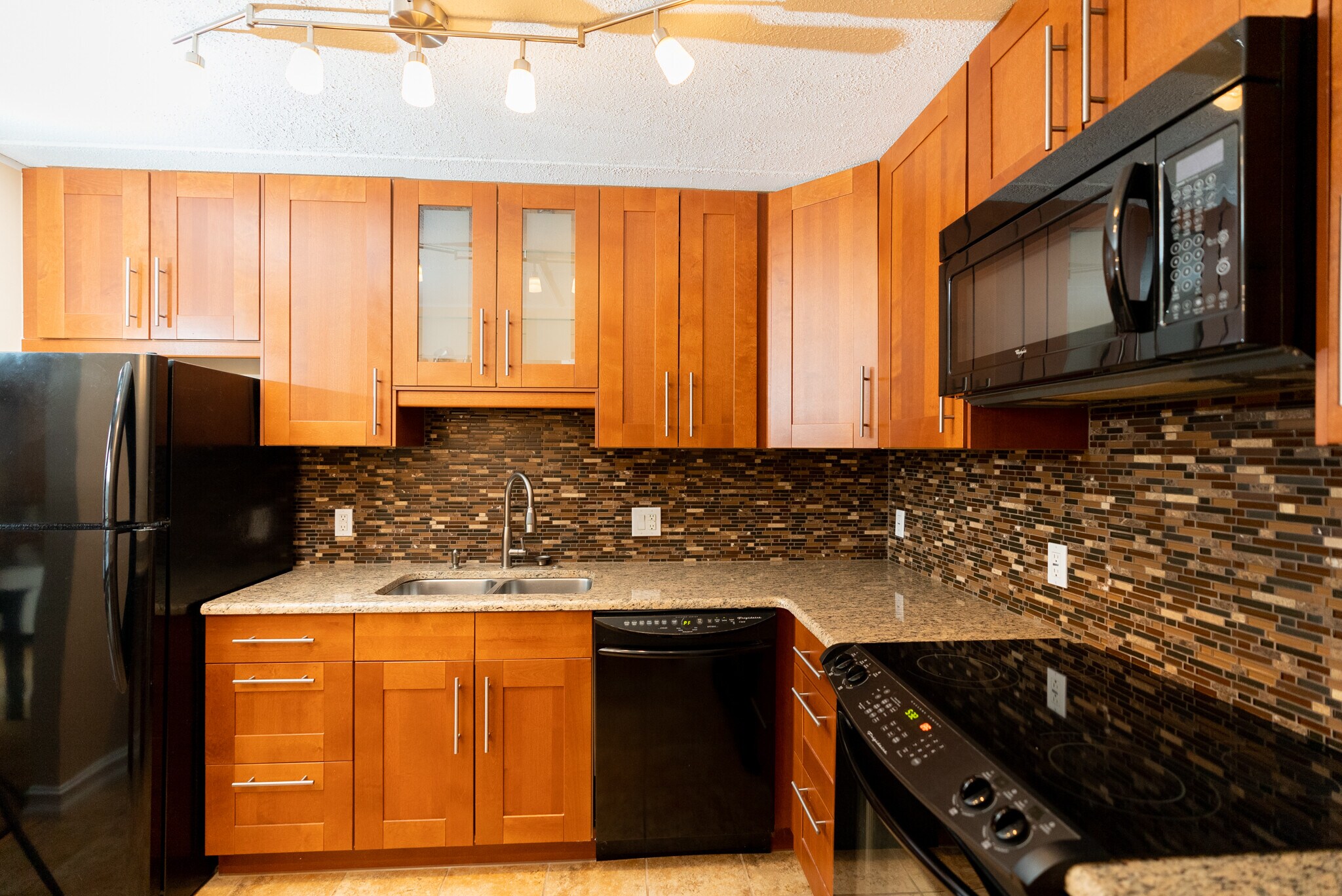 Building Photo - 35300 Woodward Ave