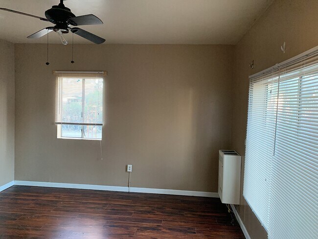 Living Room - 1945 Daly St