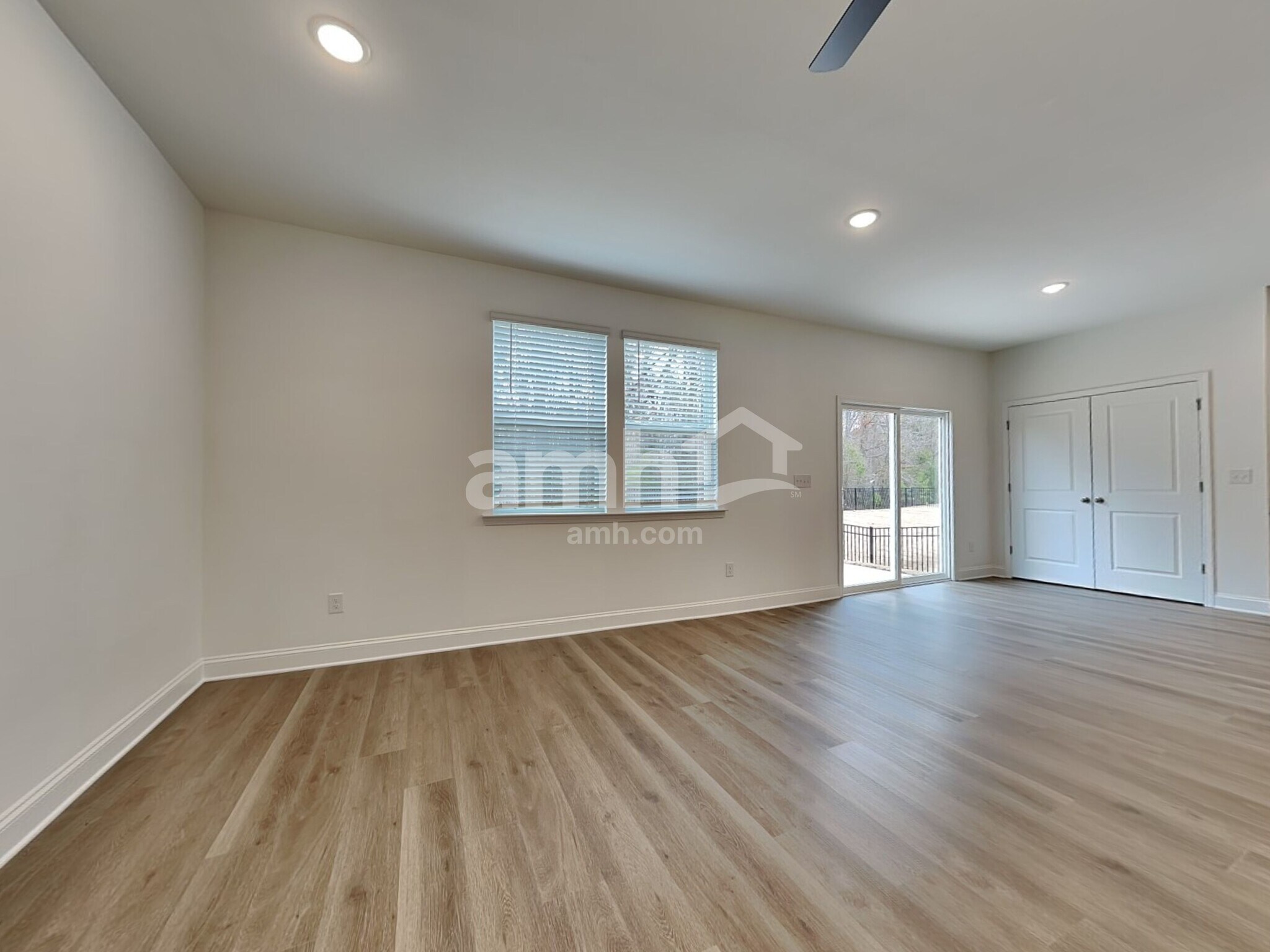 Building Photo - 1155 Livengood Wy