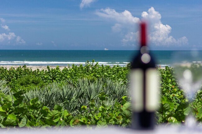 Building Photo - 1004 Ocean Park Ln