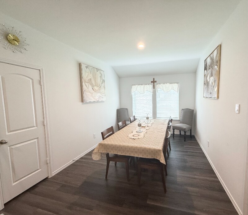 Building Photo - 5242 Rothwell Hts Dr