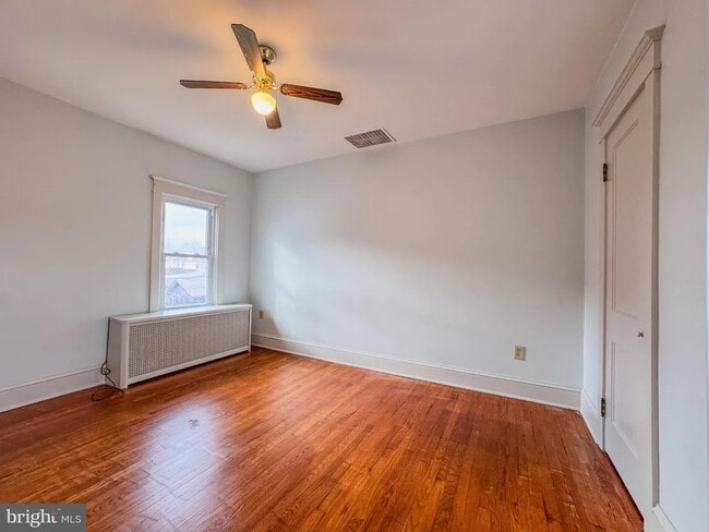 Building Photo - 2203 Fairview Ave