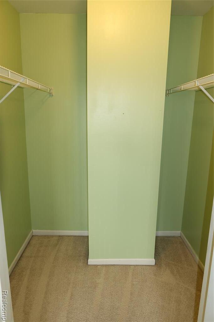 Building Photo - 1956 Campau Farms Cir