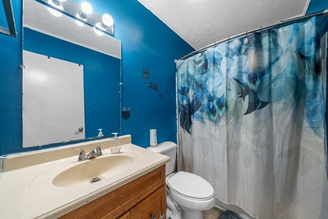 Building Photo - 1405 Barberry Pl